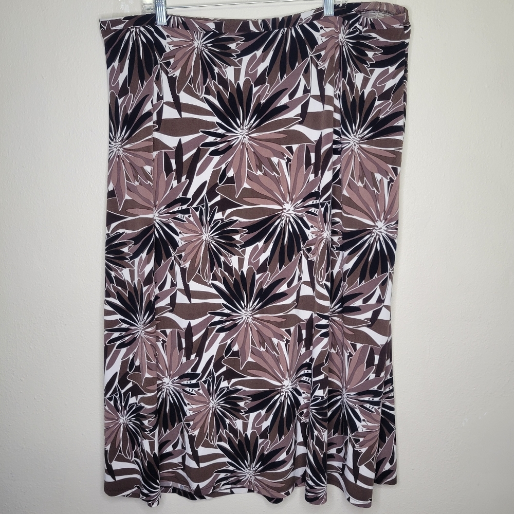Cato Brown Floral Skirt Size 26/28